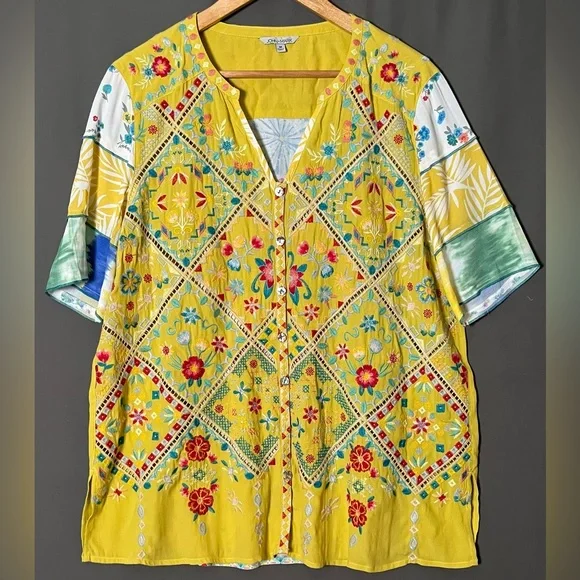 John Mark Women's M Colorful Multi Pattern Blouse - Picture 1 of 7